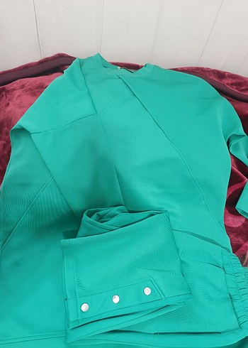 Kadın Yeşil Normal Boy Rahat Eşofman Takımı - Görsel 5