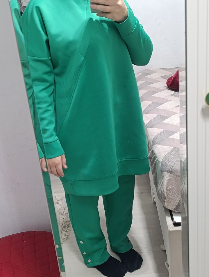 Kadın Yeşil Normal Boy Rahat Eşofman Takımı - Görsel 4