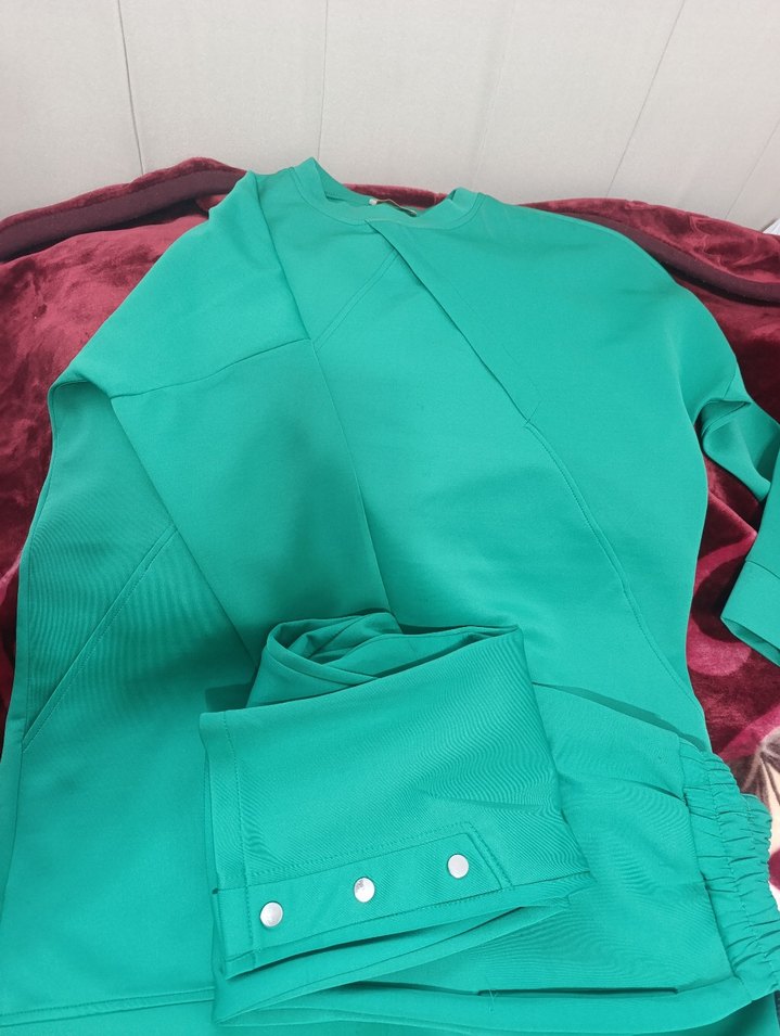 Kadın Yeşil Normal Boy Rahat Eşofman Takımı - Görsel 5