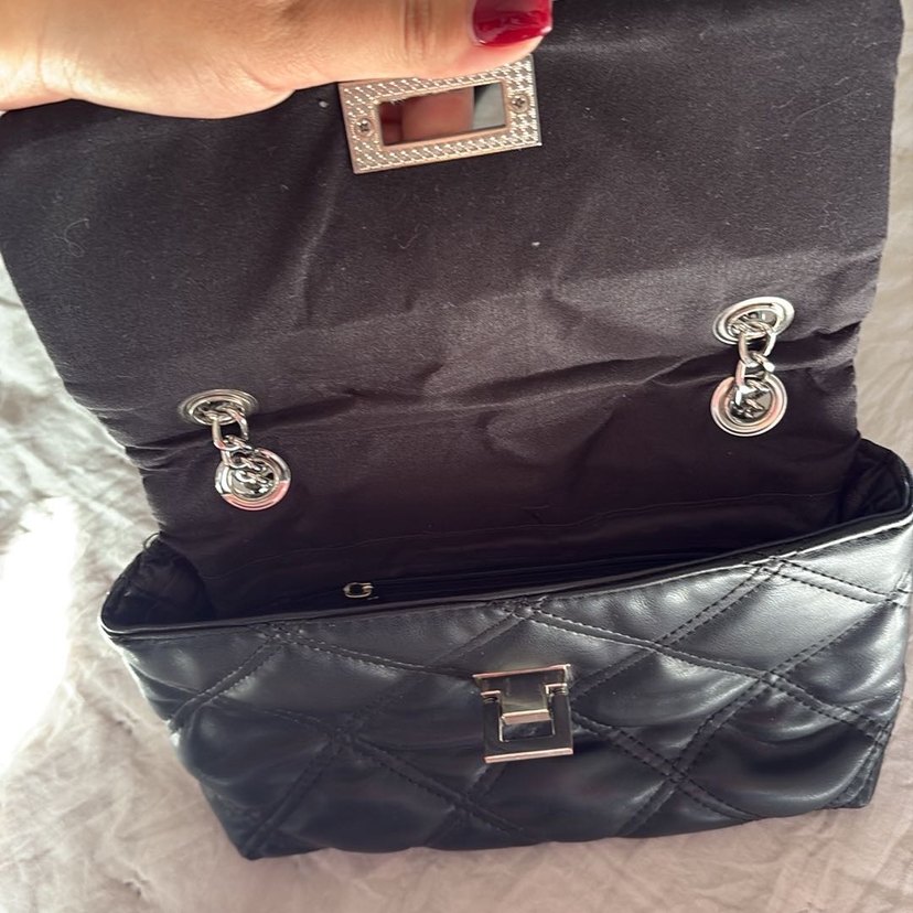 Siyah Deri Kadın Çanta - Görsel 3