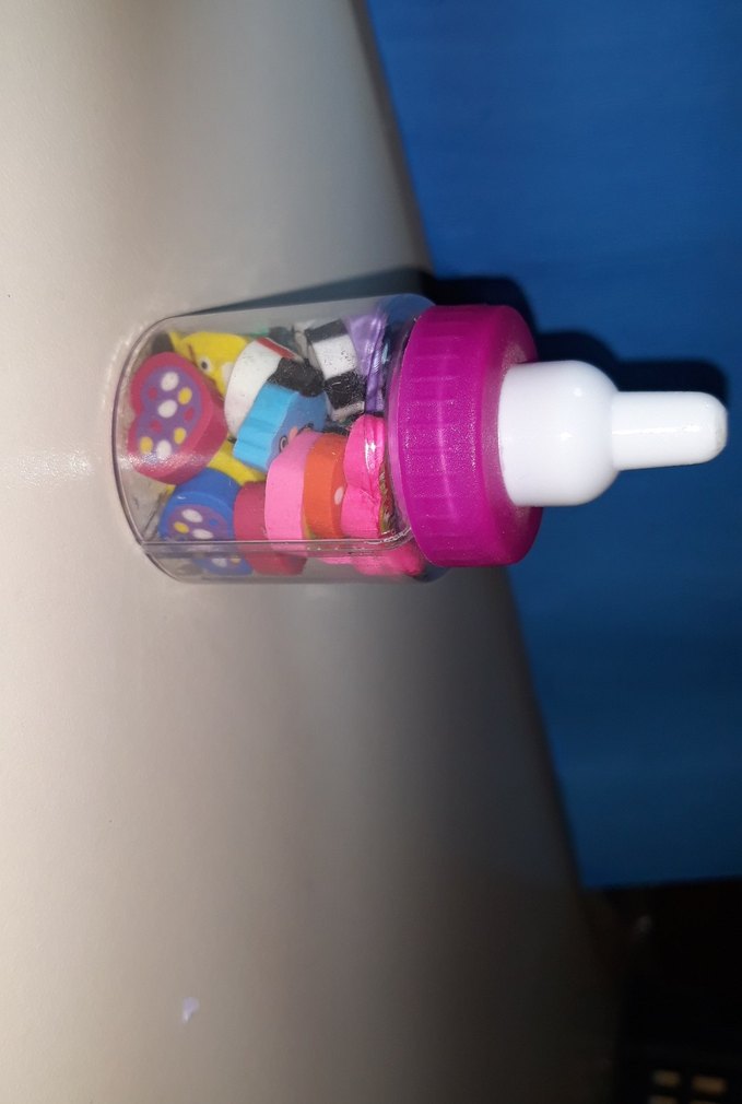 Renkli Bebek Biberonu Şeklinde Mini silgi - Görsel 2