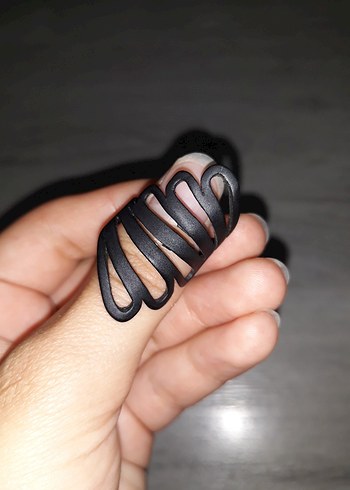  Beden Siyah Elastik Minimalist Kadın Yüzük