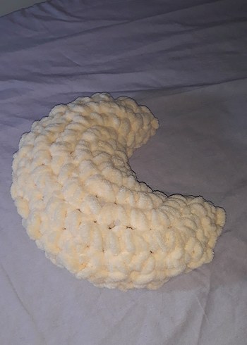 Ay Şeklinde yastık - Görsel 2