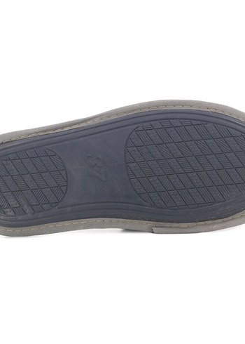 Gri Kadın Ev Terliği Yumuşak Tabanlı - Görsel 3