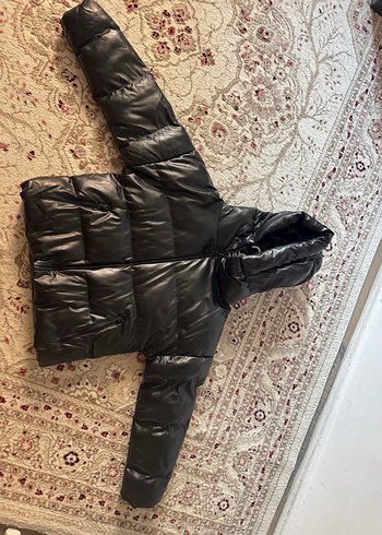 Siyah Kapüşonlu Deri Kadın Kışlık Mont
