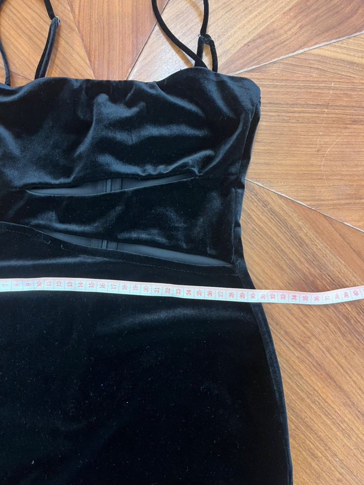 Siyah İnce Askılı Mini Gotik Elbise - Görsel 4