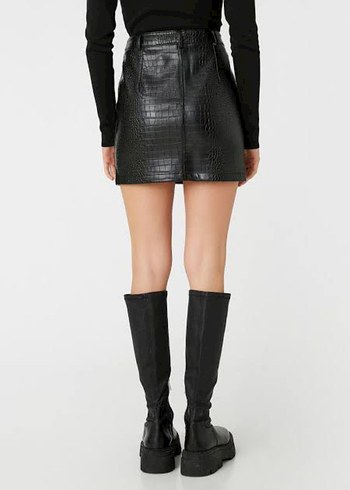 Siyah Deri Etek - Görsel 3