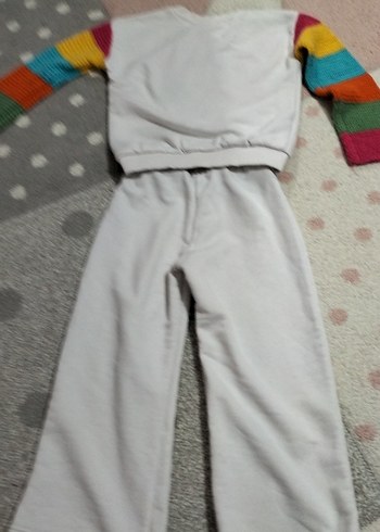 Kız Çocuk Gökkuşağı Nakışlı Gri Eşofman Takımı - Görsel 11