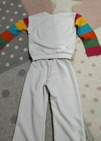 Kız Çocuk Gökkuşağı Nakışlı Gri Eşofman Takımı - Görsel 10