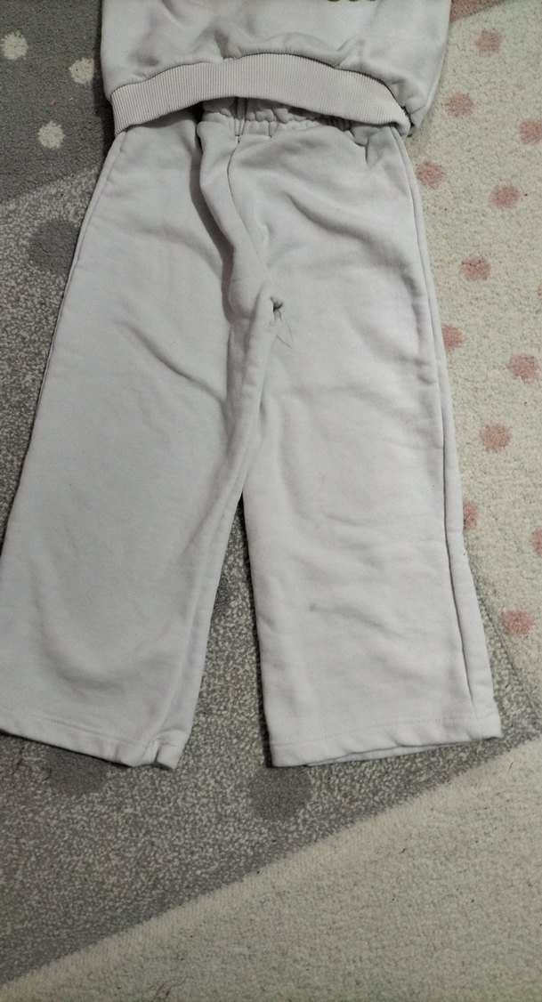 Kız Çocuk Gökkuşağı Nakışlı Gri Eşofman Takımı - Görsel 3