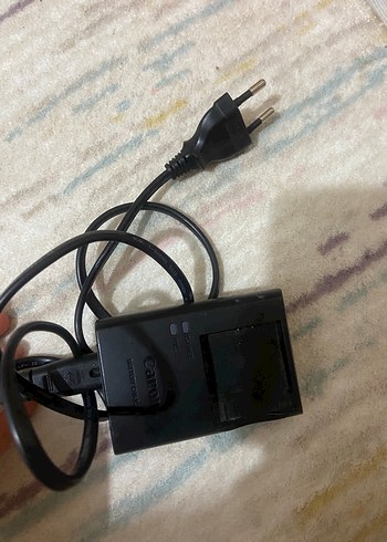  Beden Canon Siyah Dijital Fotoğraf Makinesi
