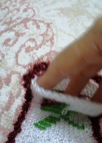 Nakışlı Beyaz Bebek Önlüğü - Görsel 3