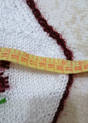 Nakışlı Beyaz Bebek Önlüğü - Görsel 5