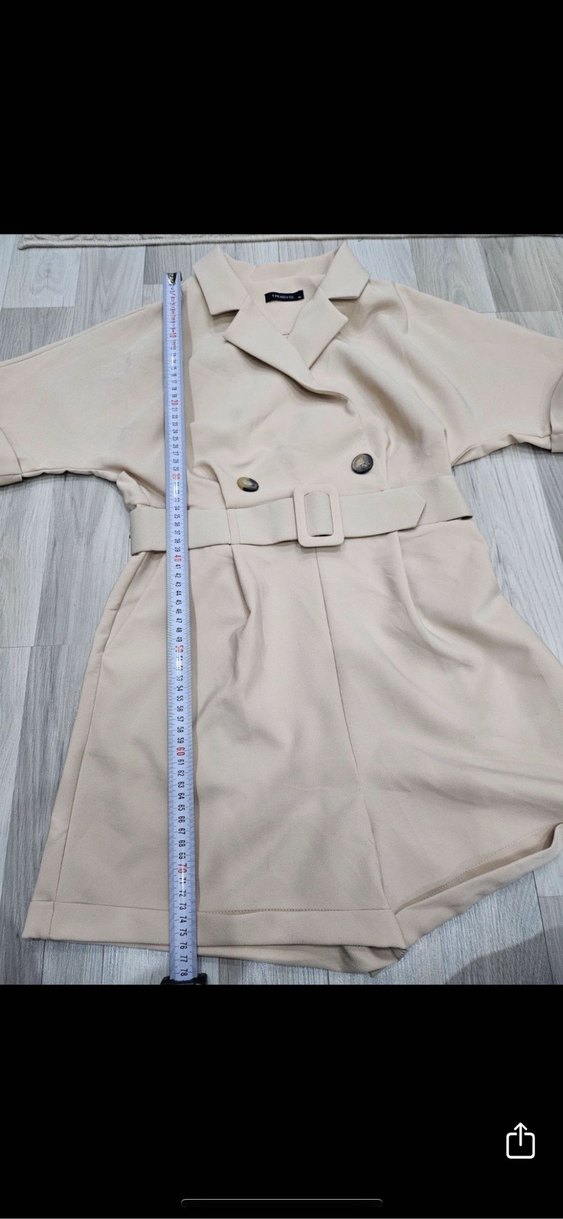 Bej Kemerli Kadın Mini Tulum - Görsel 3