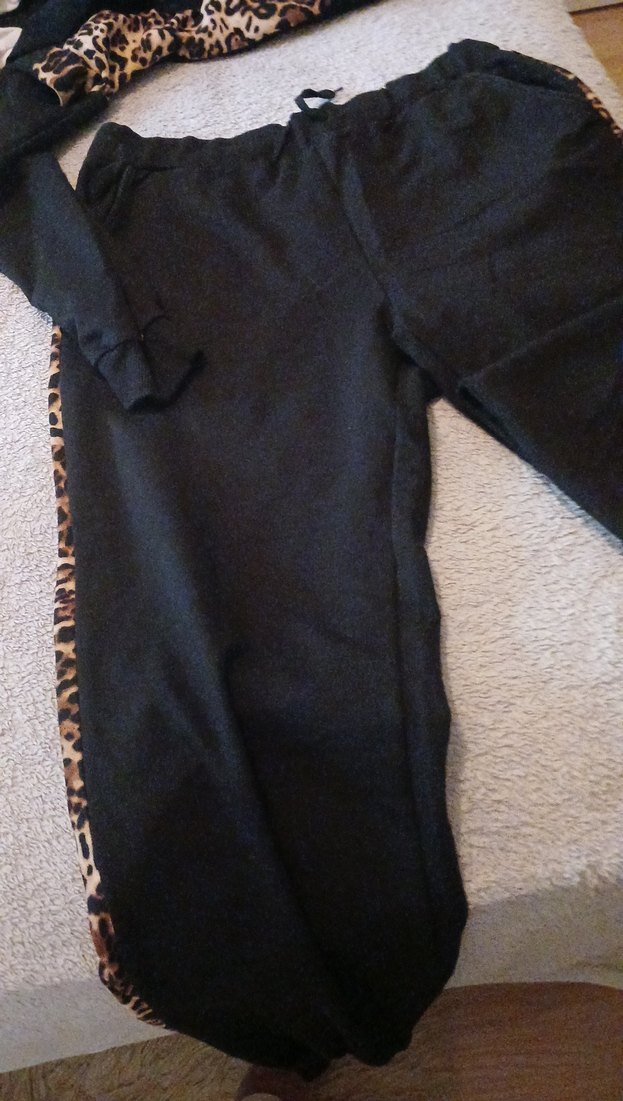 Leopar detaylı eşofman takım - Görsel 3