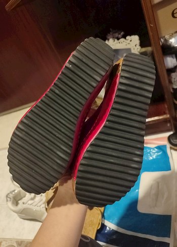 Pembe Tokalı Dolgu Topuk Kadın Terlik - Görsel 3