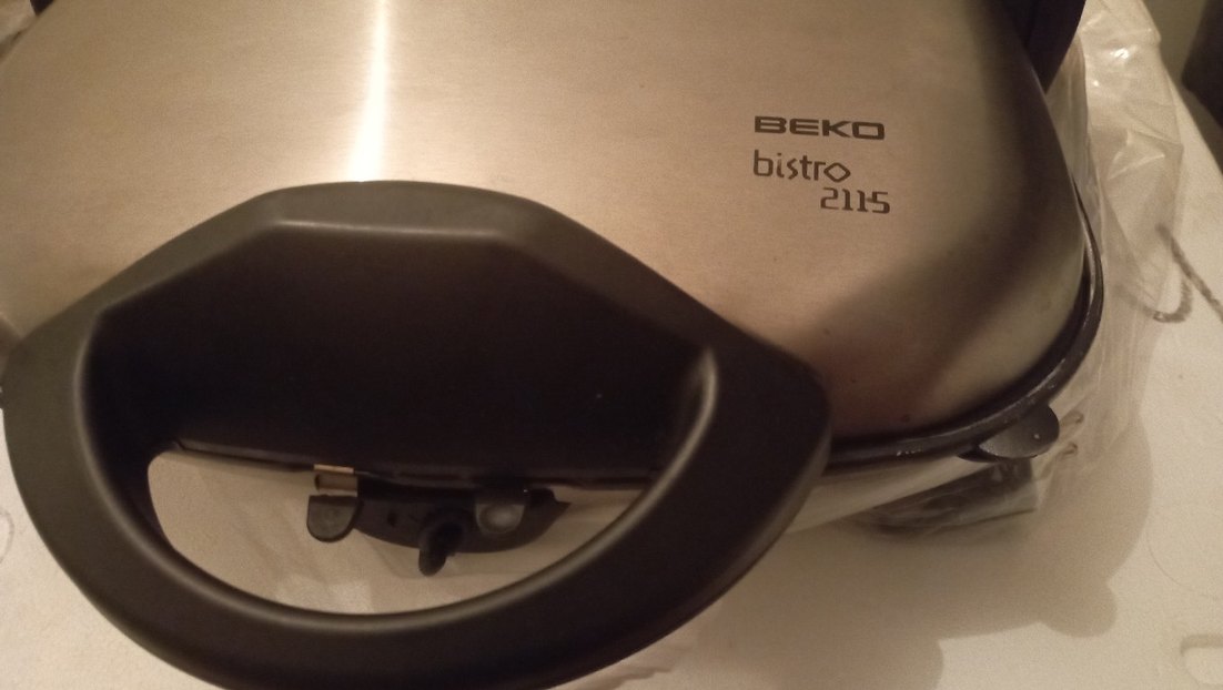 Beko Bistro 2115 Gri Sandviç ve Tost Makinesi - Görsel 2