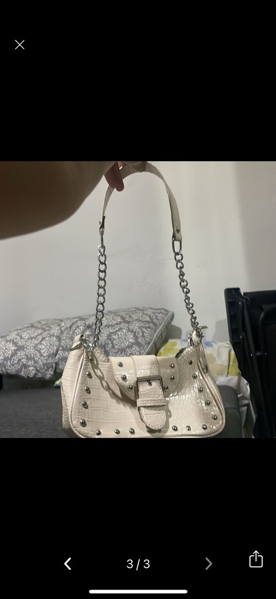 Tokalı Beyaz Yılan Derisi Desenli Deri Çanta - Görsel 2