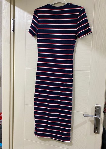 Çizgili Kısa Kollu Midi Elbise - Görsel 2