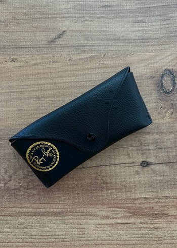 Beden Orijinal Ray-Ban Siyah Güneş Gözlüğü ve Kılıf