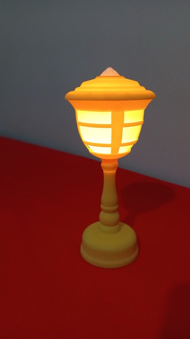 Mavi Renkli Masa Lambası - Görsel 2