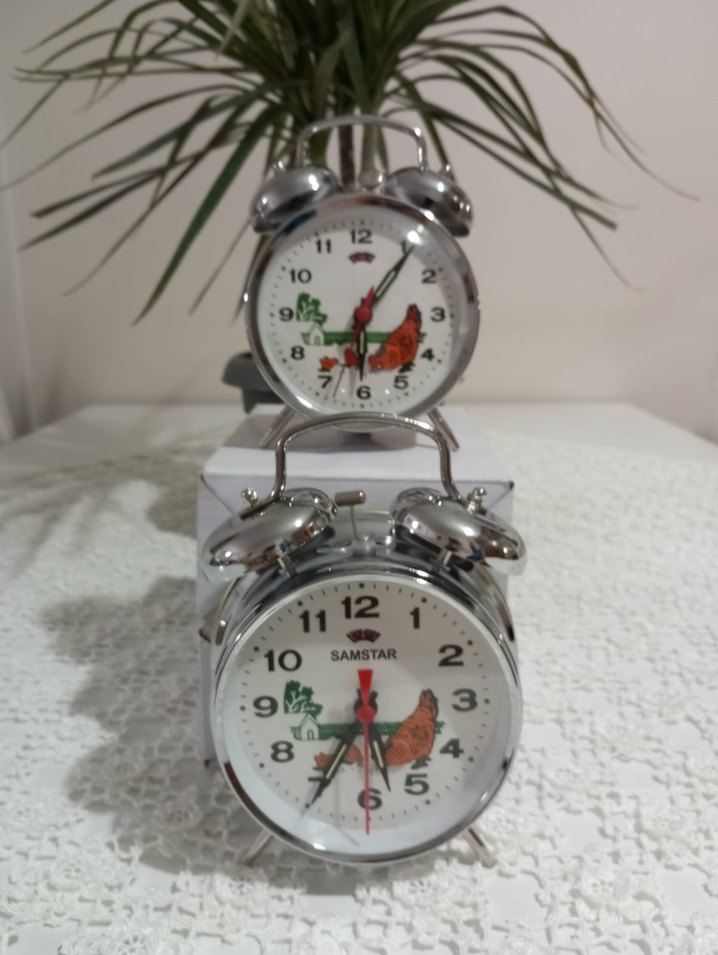 Renkli Desenli Metal Çalar Saat - Görsel 3