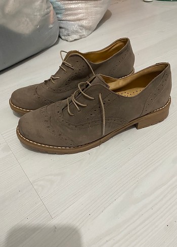 Bej Süet Kadın Klasik Ayakkabı