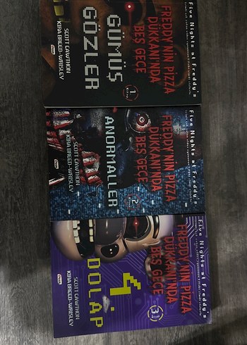 Freddy'nin Pizza Dükkanı'nda 3 Kitap Seti