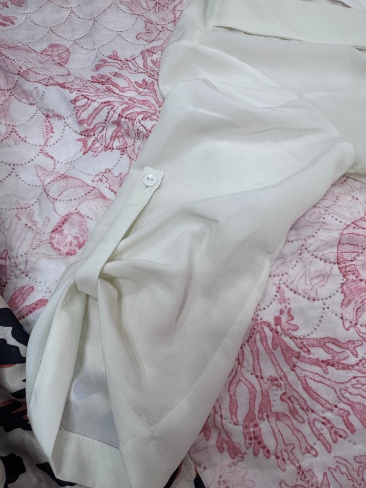 Beyaz V Yakalı Uzun Salaş Etulum - Görsel 5