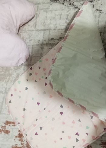 Pembe Yastığı ve Alt açma minderi - Görsel 2