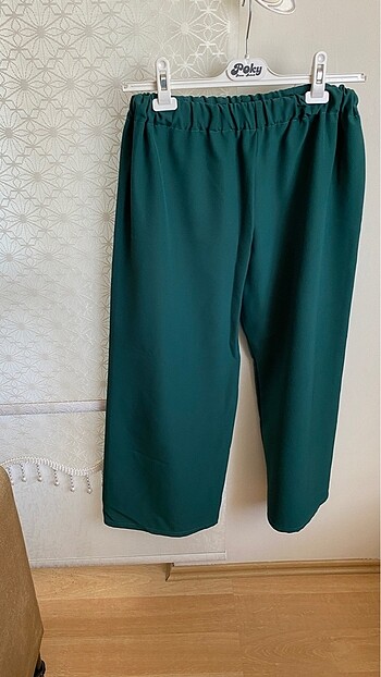 yeşil bol pantolon