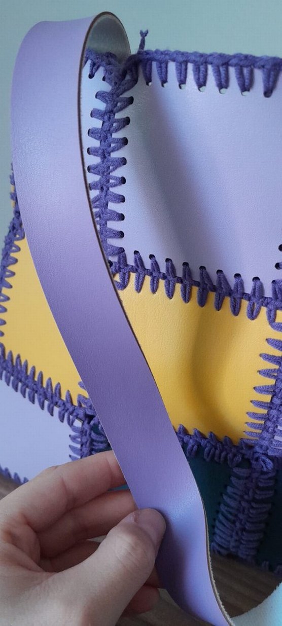 El Örgüsü Çanta
Renkli Ekose Kadın Çanta Fermuarlı - Görsel 5