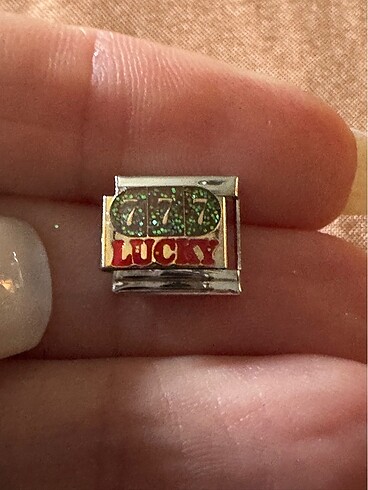 Nomination charm