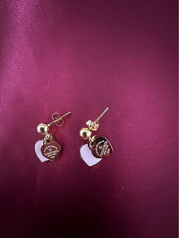 Beden Tiffanyandco küpe