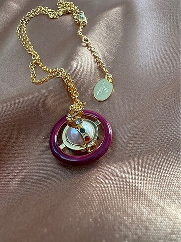  Beden Vivienne Westwood kolye