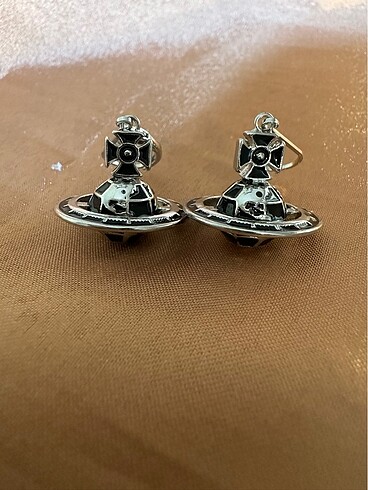 Vivienne westwood küpe