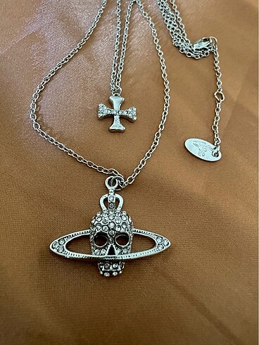 Vivienne Westwood Vivienne westwood kolye