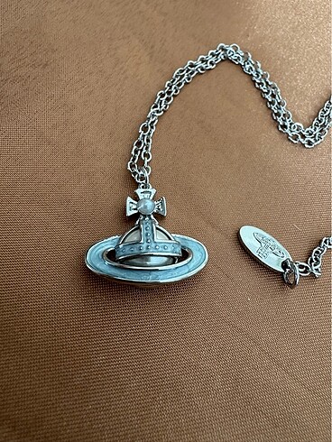 Vivienne Westwood Vivienne Westwood kolye