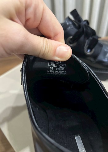 Bershka makosen ayakkabı - Görsel 5