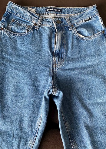 36 Beden Kadın Mavi Midi Boy Rahat Kesim Denim Pantolon