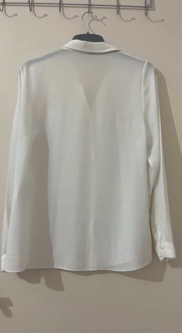 beyaz gömlek - Görsel 2