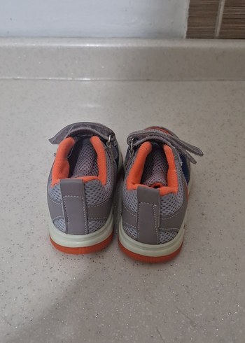24 Beden Gri Erkek Çocuk Spor Ayakkabı Velcro Bağcıklı
