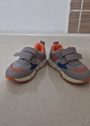 Gri Erkek Çocuk Spor Ayakkabı Velcro Bağcıklı