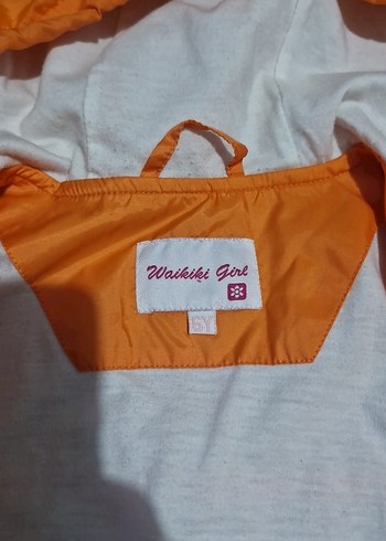 Turuncu Kapüşonlu kiz Çocuk Yağmurluk0 - Görsel 3