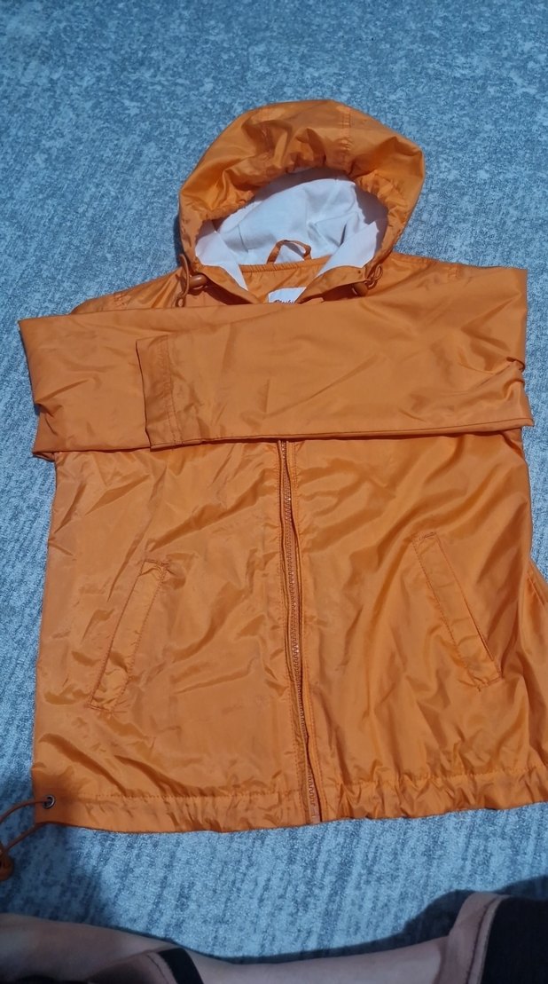 Turuncu Kapüşonlu kiz Çocuk Yağmurluk0 - Görsel 5