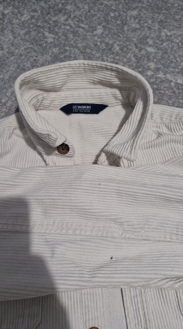 Erkek cocuklar icin 9-10 yasa uygun beyaz renk gömlek - Görsel 3