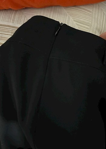 Siyah Pilili Uzun Kadın Etek - Görsel 4