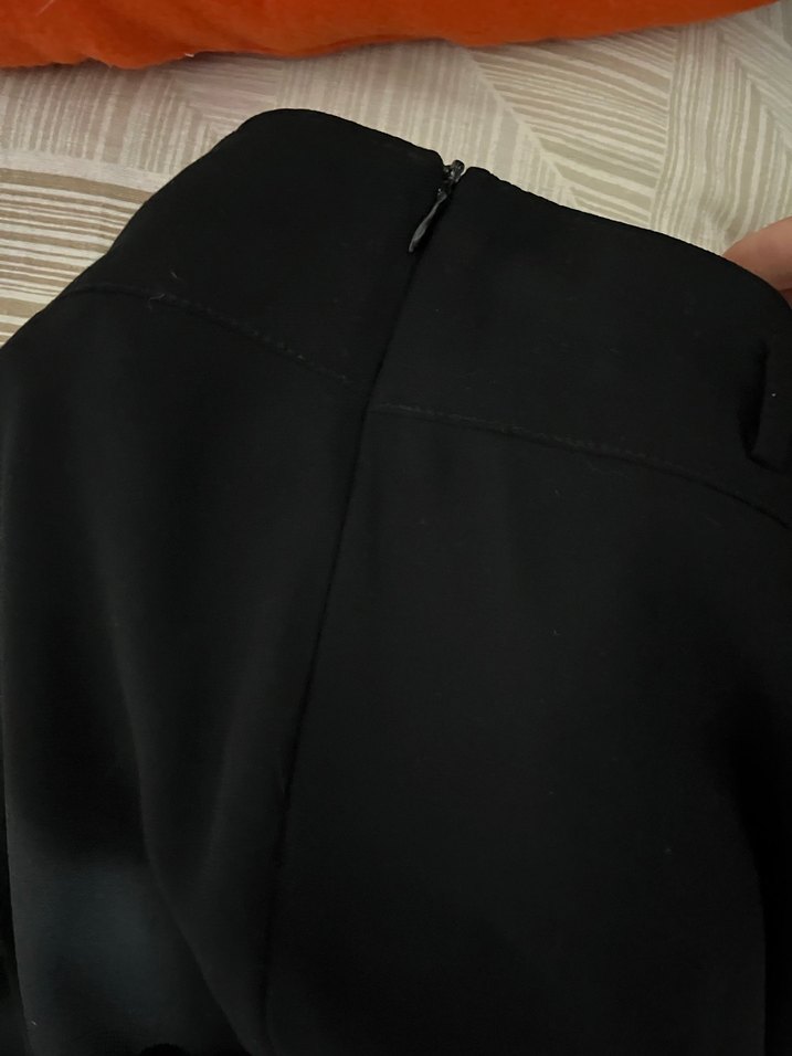 Siyah Pilili Uzun Kadın Etek - Görsel 4