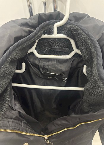 kadın mont - Görsel 3