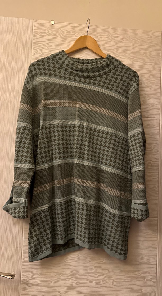 Gri Boğazlı Uzun Kollu Triko Kazak - Görsel 2